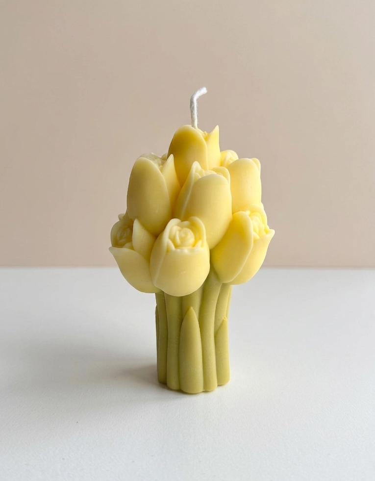 Интерьерная свеча Тюльпан